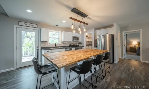 $315,000 | 132 North Shore Drive, Lake Ozark, MO 65049
