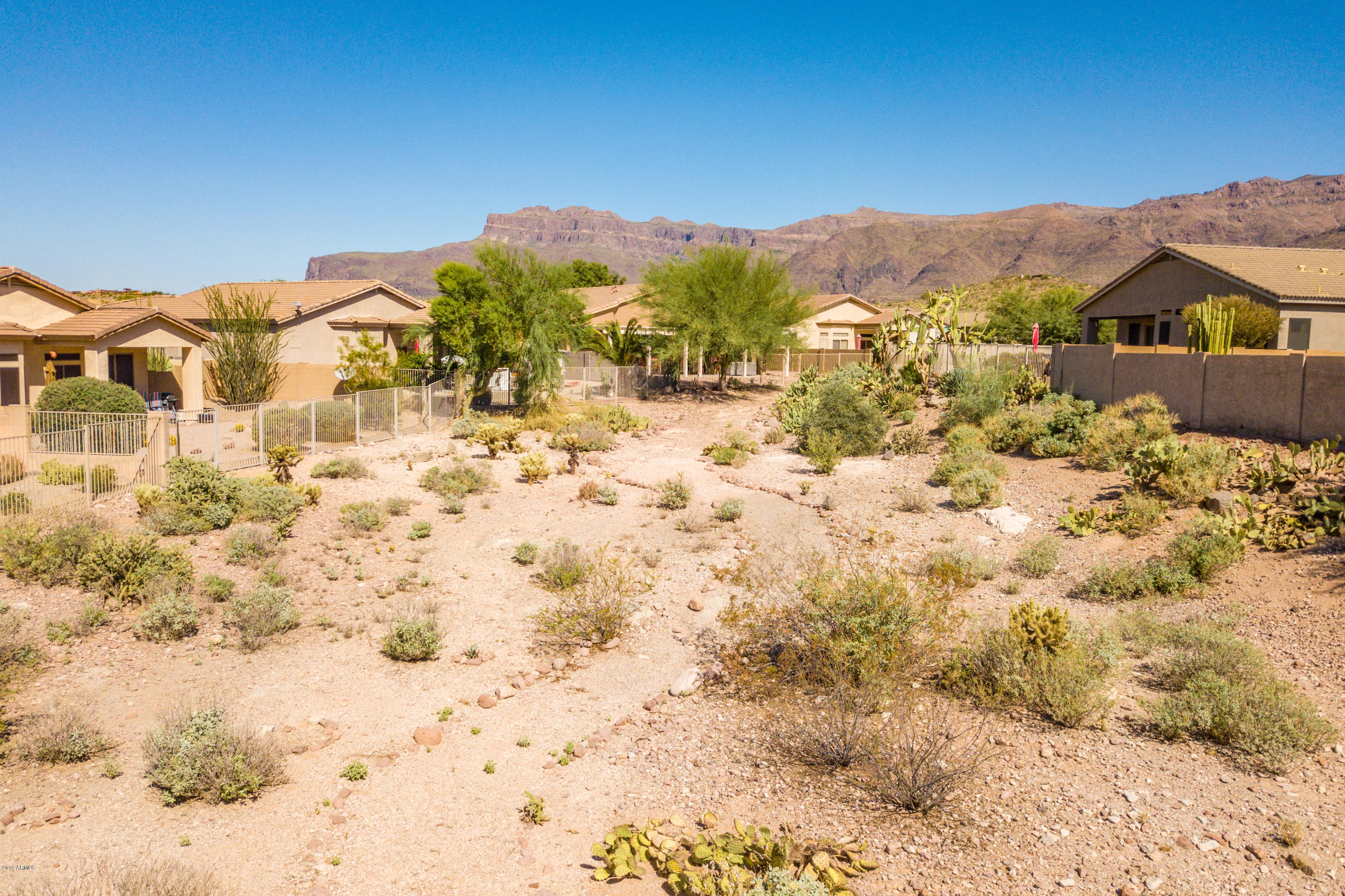 4291 South Strong Box Road Gold Canyon, AZ 85118 - Photo 25 of 27 26 Walkiing Path