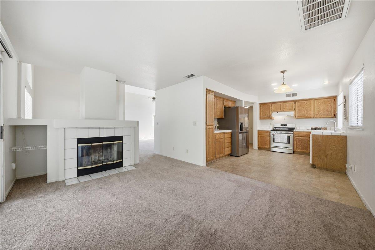 8317 Bramble Bush Circle Antelope, CA 95843 - Photo 11 of 34