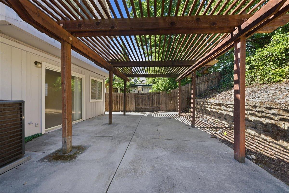 8317 Bramble Bush Circle Antelope, CA 95843 - Photo 30 of 34