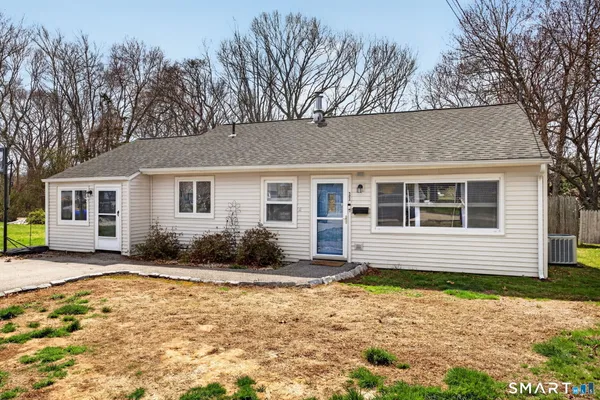 $275,500 | 11 Carol Court, Groton, CT 06340