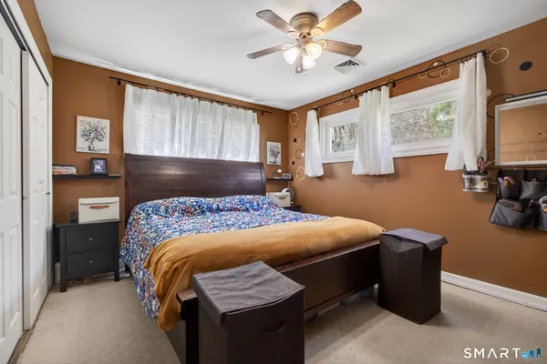 $275,500 | 11 Carol Court, Groton, CT 06340