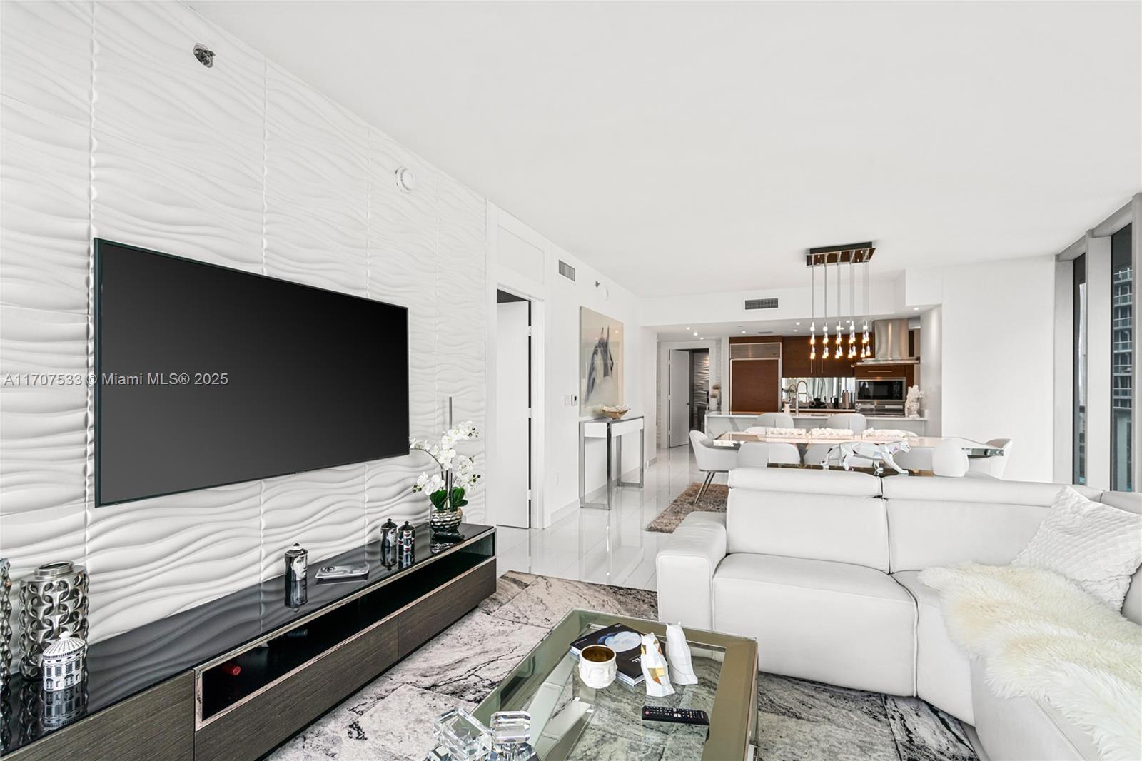 495 Brickell Avenue, Unit 1702 Miami, FL 33131 - Photo 12 of 61