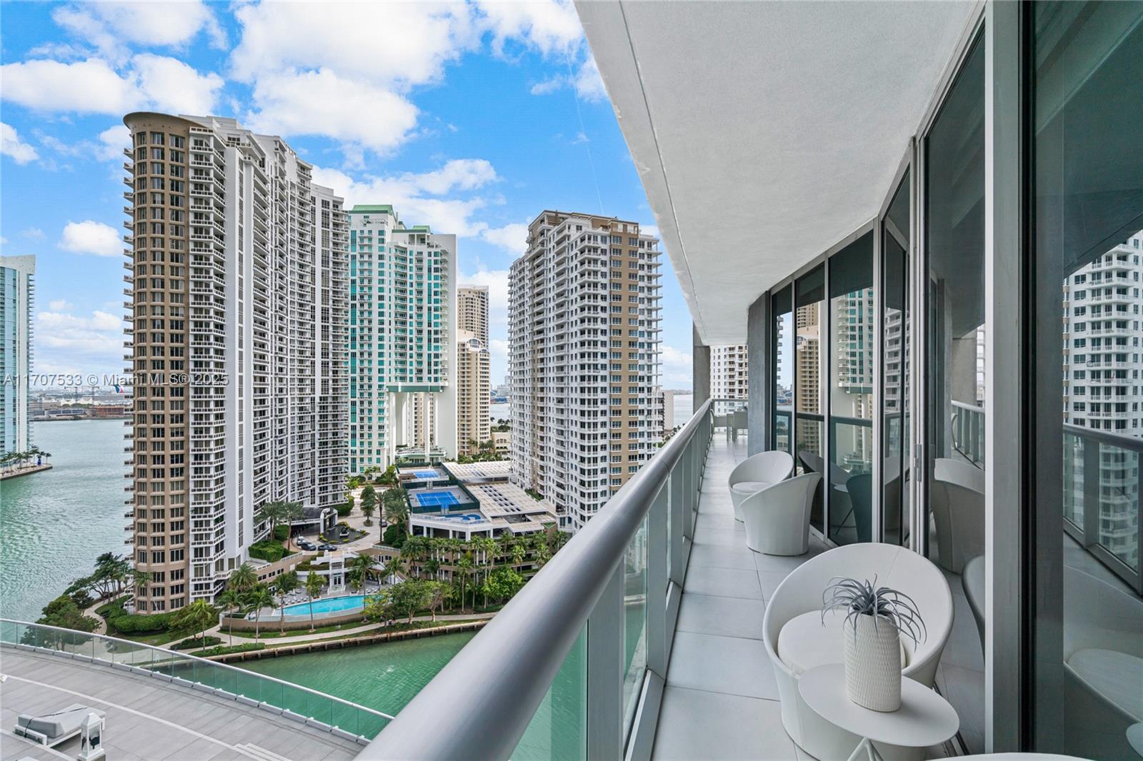 495 Brickell Avenue, Unit 1702 Miami, FL 33131 - Photo 48 of 61