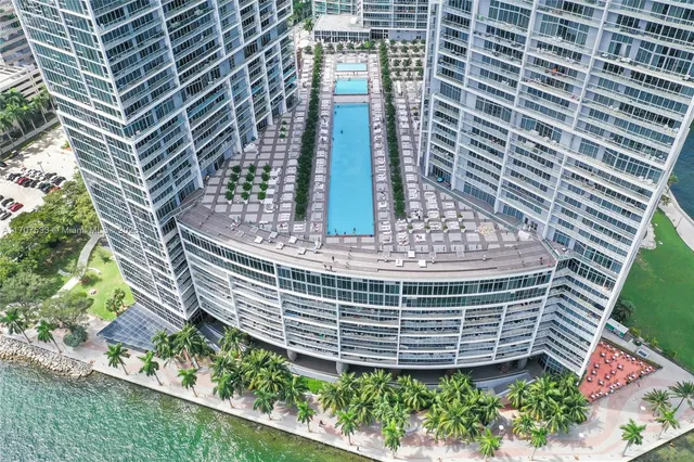 $1,450,000 | 495 Brickell Avenue, Unit 1702, Miami, FL 33131