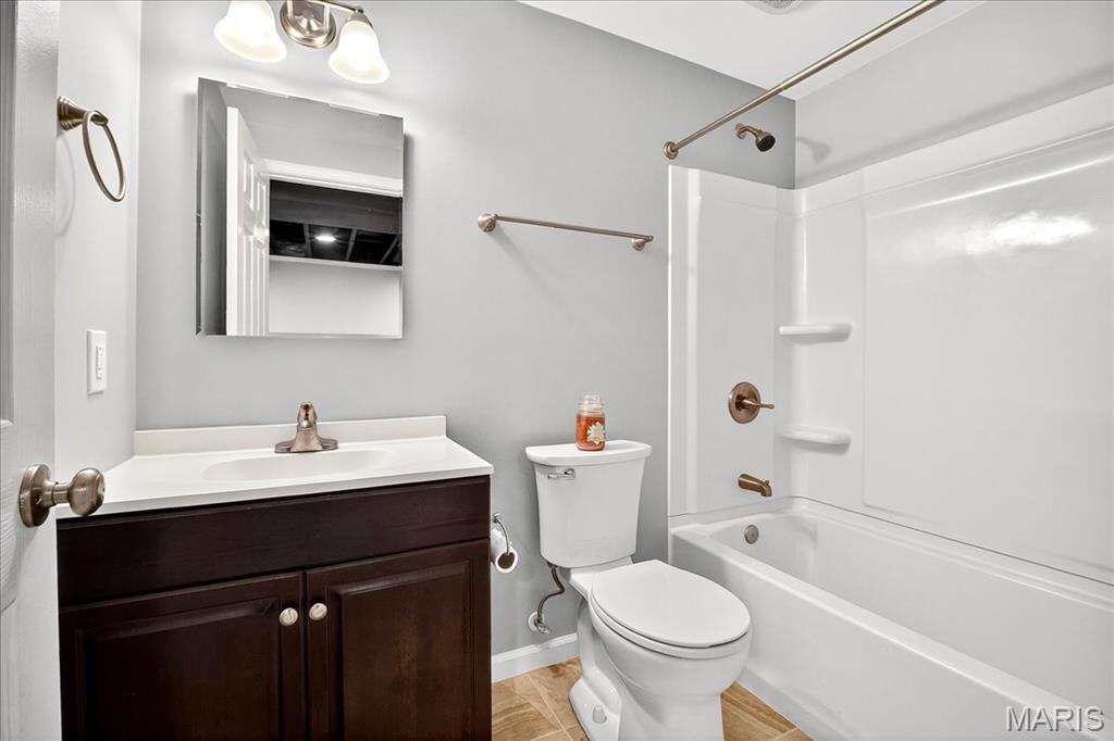 1007 Park Charles Boulevard South St. Peters, MO 63376 - Photo 29 of 44