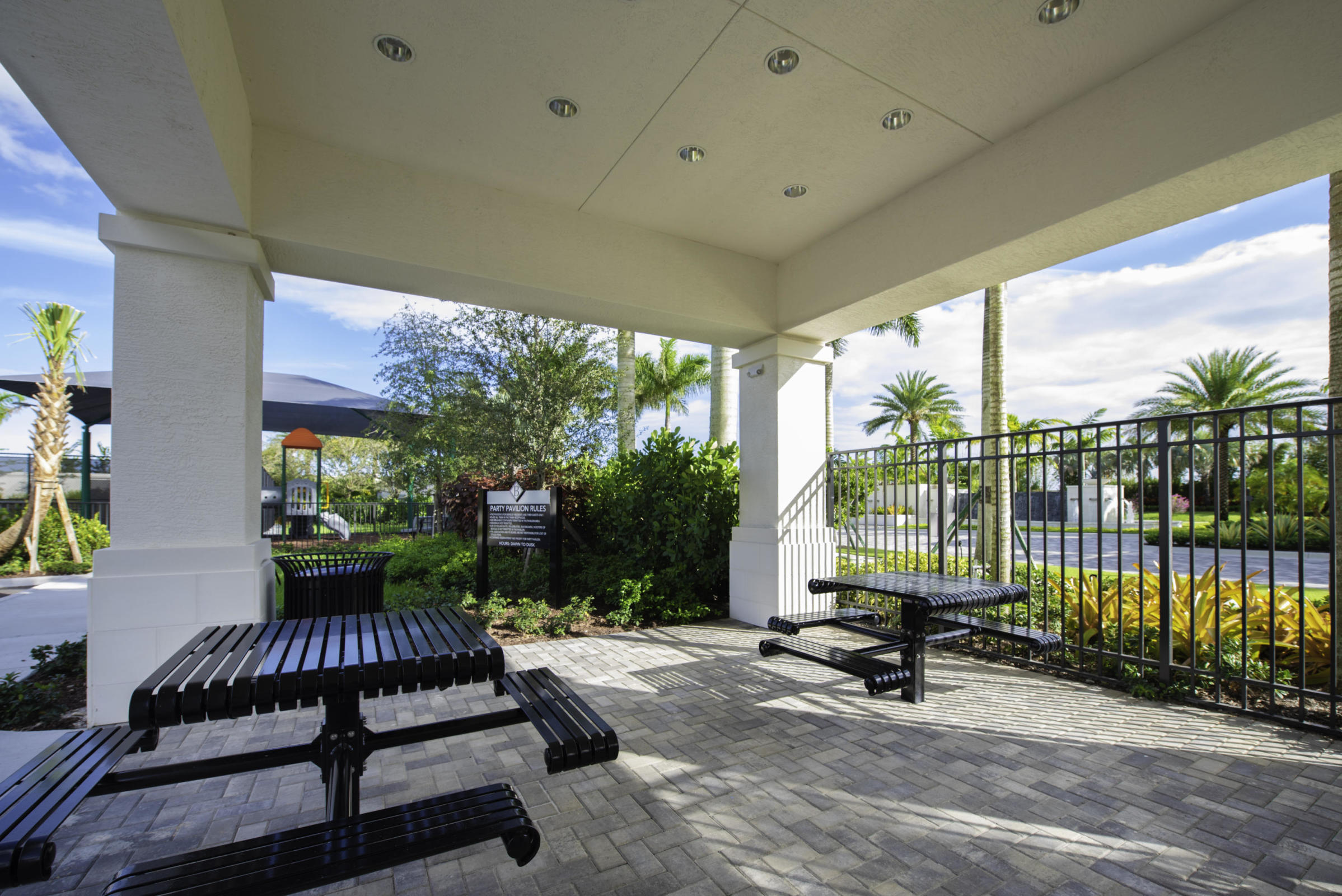 11824 Windy Forest Way Boca Raton, FL 33498 - Photo 8 of 8 20190120135215596265000000-o