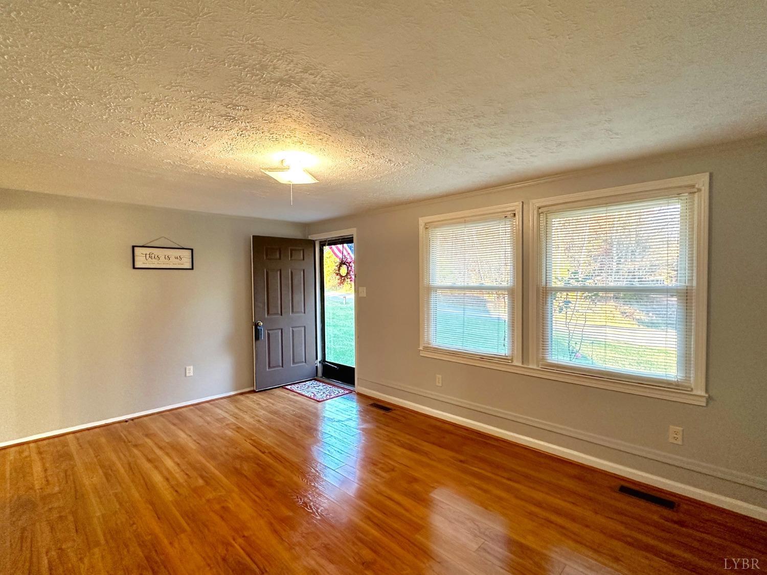 512 Partridge Creek Road Amherst, VA 24521 - Photo 5 of 36 Gallery Image 5