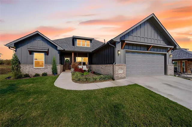 $337,900 | 4113 Hummingbird Drive, Sherman, TX 75092