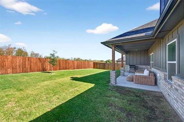 $337,900 | 4113 Hummingbird Drive, Sherman, TX 75092