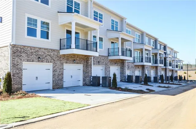 $2,500 | 1202 Sugarloaf Run Drive, Lawrenceville, GA 30044