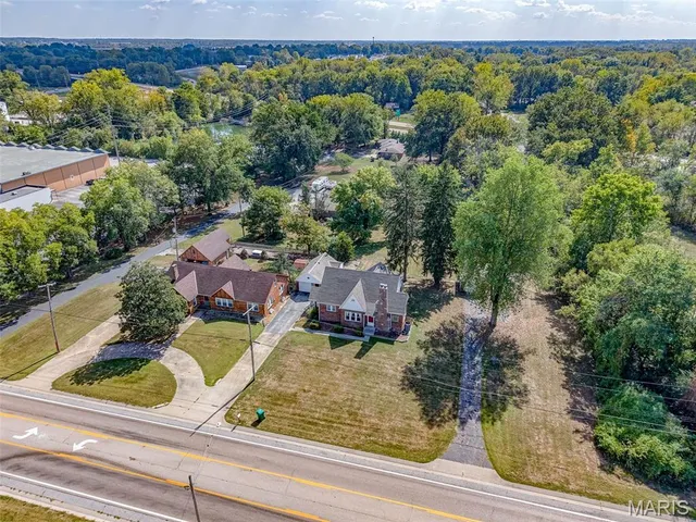 $244,900 | 304 South Belt West, Belleville, IL 62220