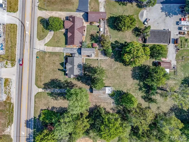 $244,900 | 304 South Belt West, Belleville, IL 62220