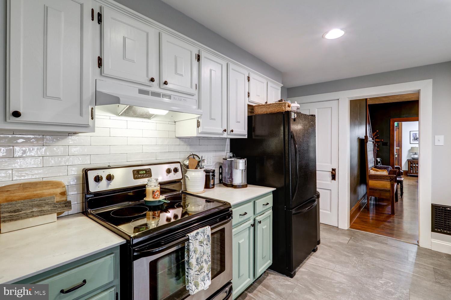125 North Liberty Street Lititz, PA 17543 - Photo 12 of 39