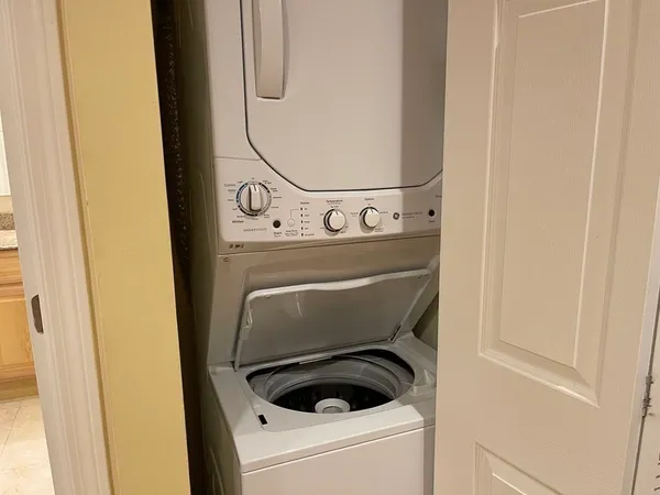 $3,400 | 20 Webster Street, Unit 405, Brookline, MA 02446