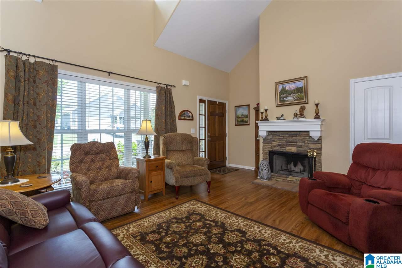 153 Robin Street Calera, AL 35040 - Photo 4 of 29