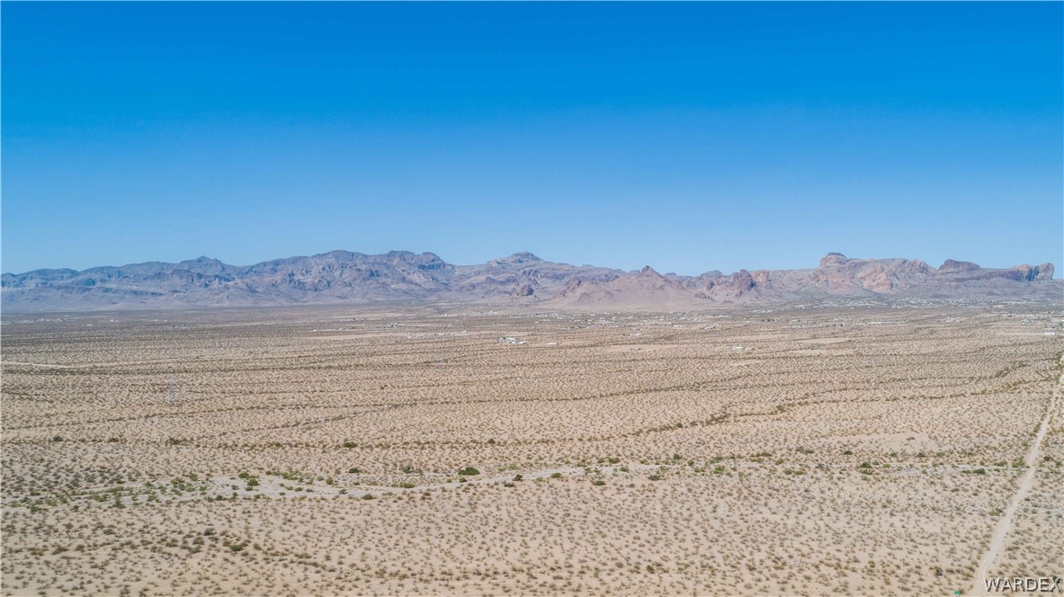 1981 Teddy Roosevelt Road Golden Valley, AZ 86413 - Photo 5 of 48