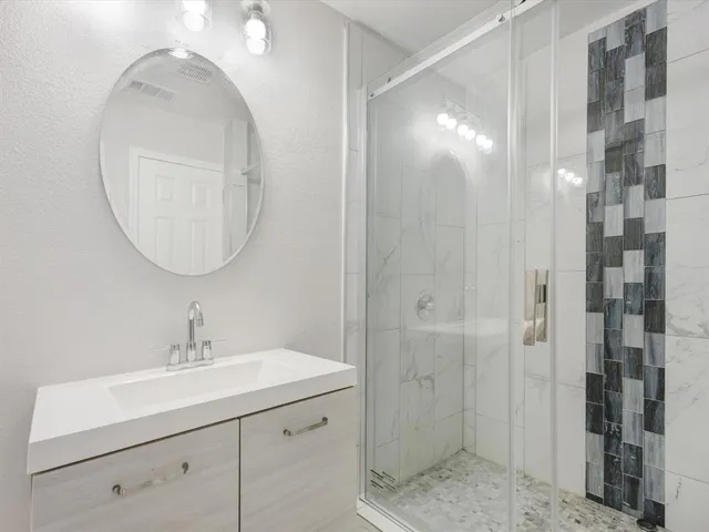 $3,250 | 2438 Lea Crest Drive, Dallas, TX 75216