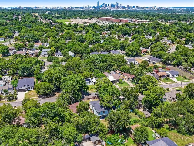 $3,250 | 2438 Lea Crest Drive, Dallas, TX 75216