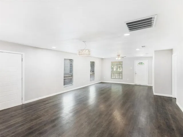 $3,250 | 2438 Lea Crest Drive, Dallas, TX 75216