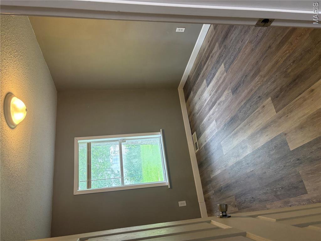 249 Virginia Street Sullivan, MO 63080 - Photo 2 of 29