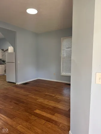 $1,300 | 297 North 9th Street, Unit 2, Noblesville, IN 46060