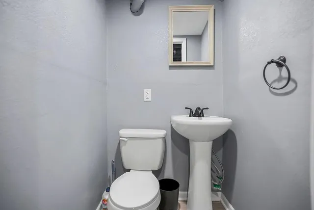 $285,500 | 2535 Malone Drive, Kansas City, KS 66104