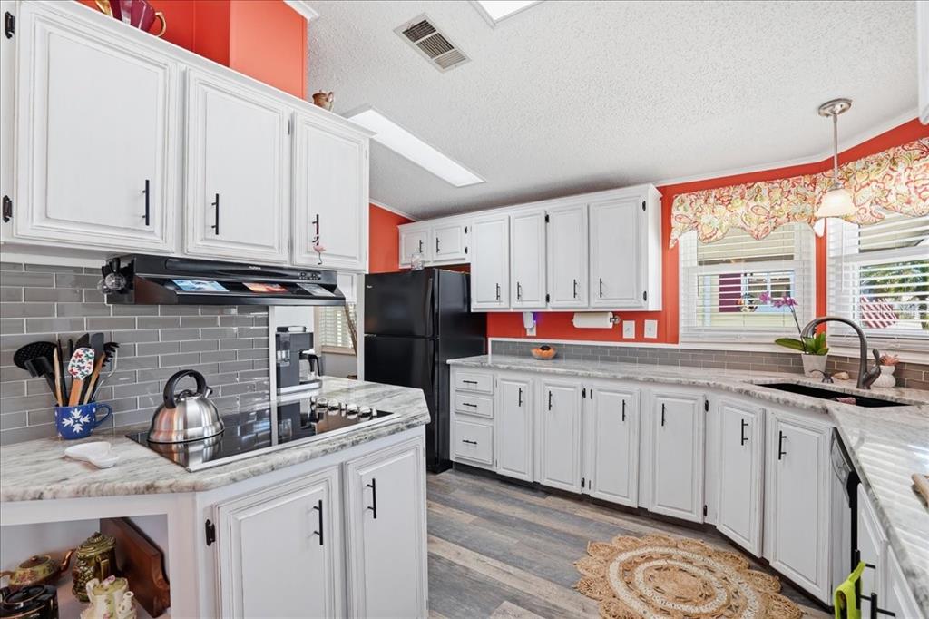 1001 Starkey Road, Unit 282 Largo, FL 33771 - Photo 11 of 38