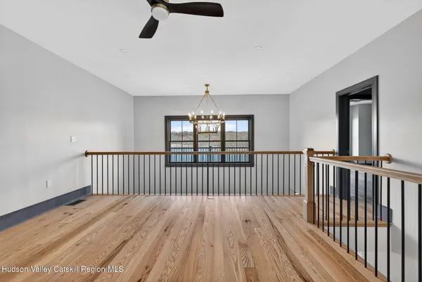$925,000 | 16 Icehouse Drive, Saugerties, NY 12477