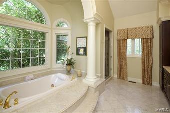 9929 Litzsinger Road Ladue, MO 63124 - Photo 15 of 39 Gallery Image 15
