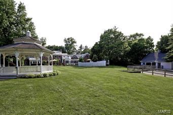 9929 Litzsinger Road Ladue, MO 63124 - Photo 29 of 39 Gallery Image 29