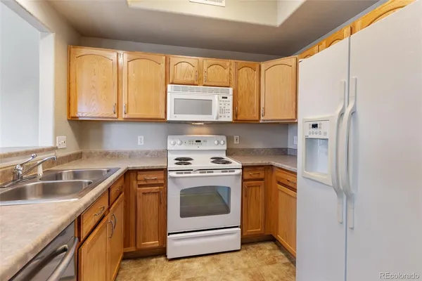 $1,695 | 4880 Kerry Lynn View, Unit 201, Colorado Springs, CO 80922