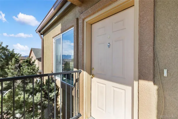 $1,695 | 4880 Kerry Lynn View, Unit 201, Colorado Springs, CO 80922