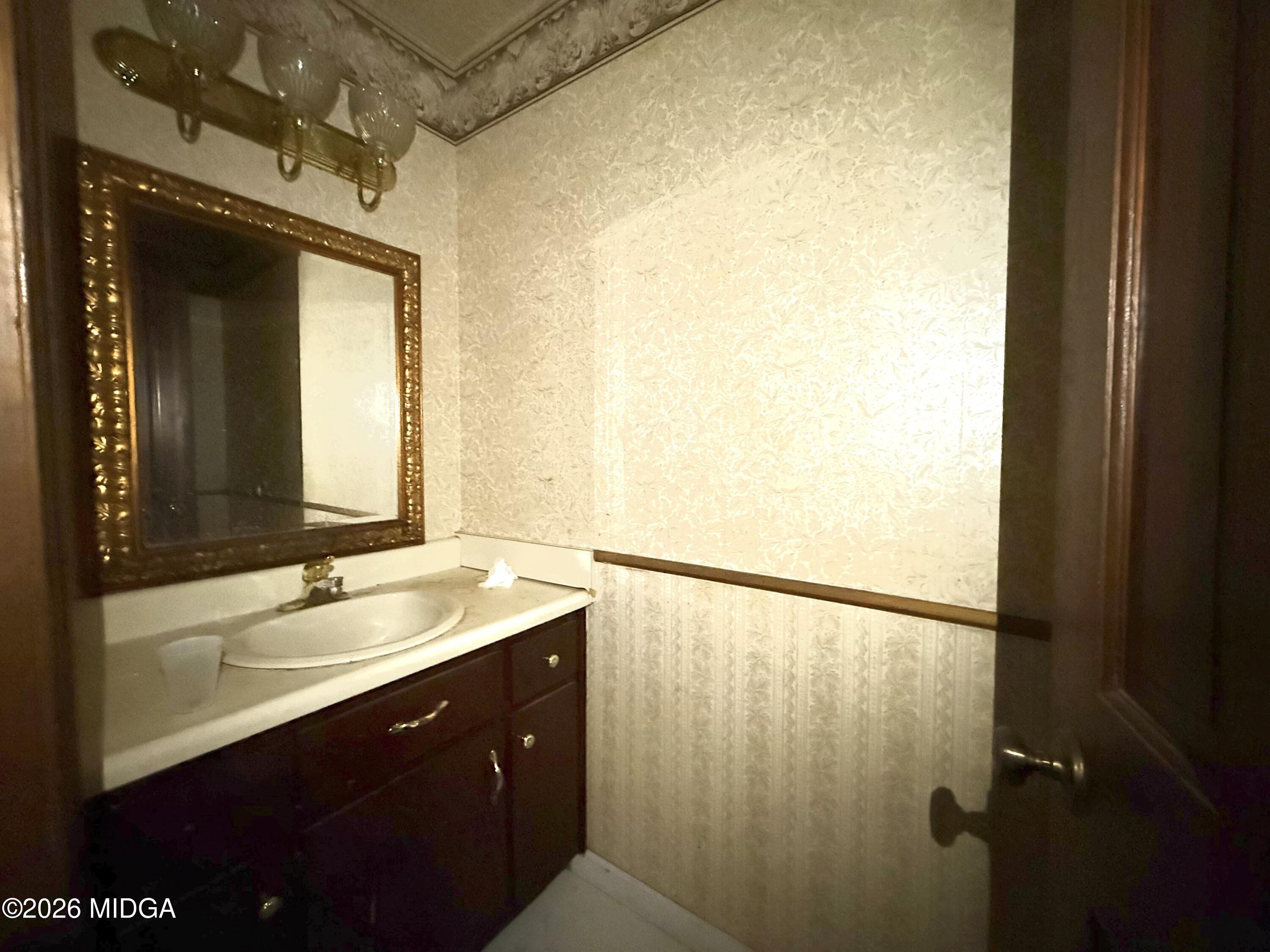 7020 Bethel Church Road Lizella, GA 31052 - Photo 24 of 55 half bath