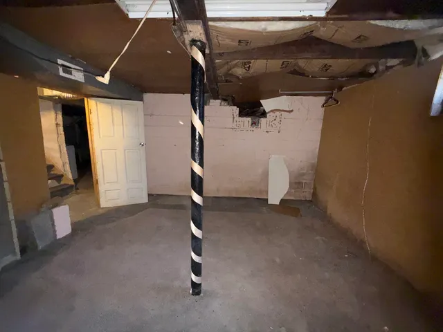 $159,900 | 13507 152nd Avenue, Grand Haven, MI 49417