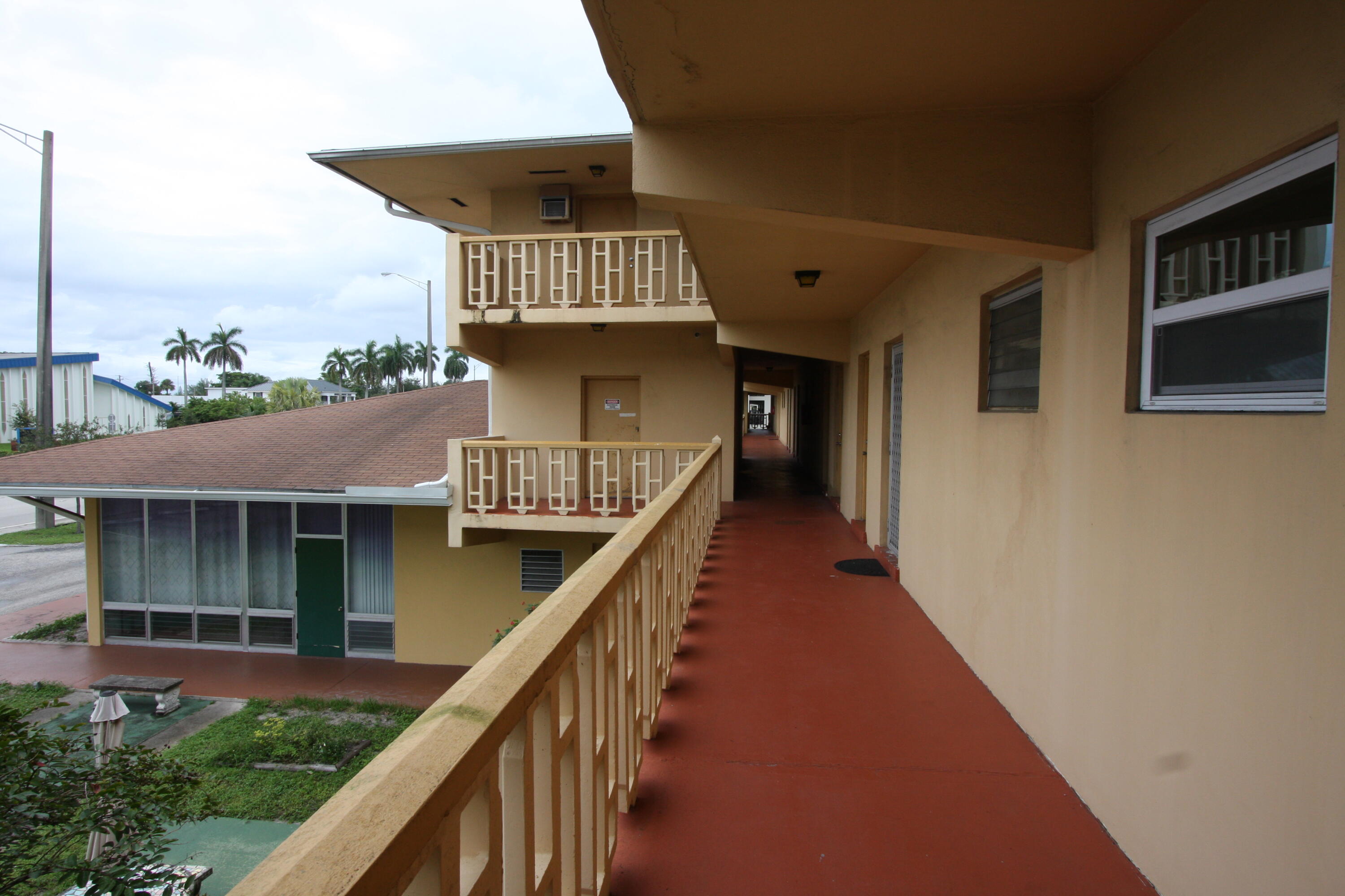 1050 East Sample Road, Unit 209 Pompano Beach, FL 33064 - Photo 7 of 27 IMG_6938
