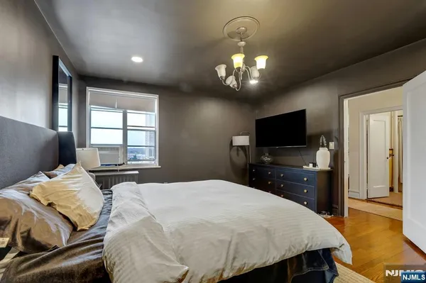 $439,000 | 100 East Palisade Avenue, Unit D45, Englewood, NJ 07631
