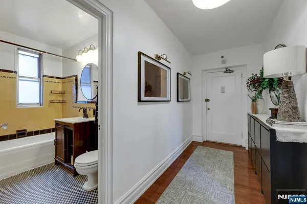$439,000 | 100 East Palisade Avenue, Unit D45, Englewood, NJ 07631