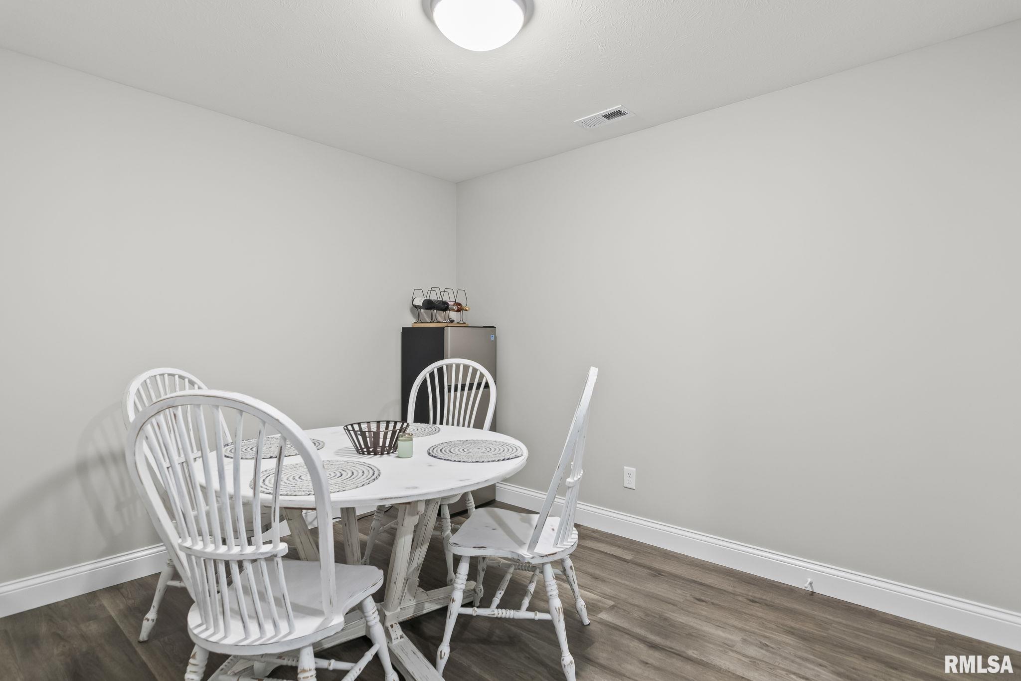 4605 Lasalle Court Springfield, IL 62711 - Photo 25 of 36