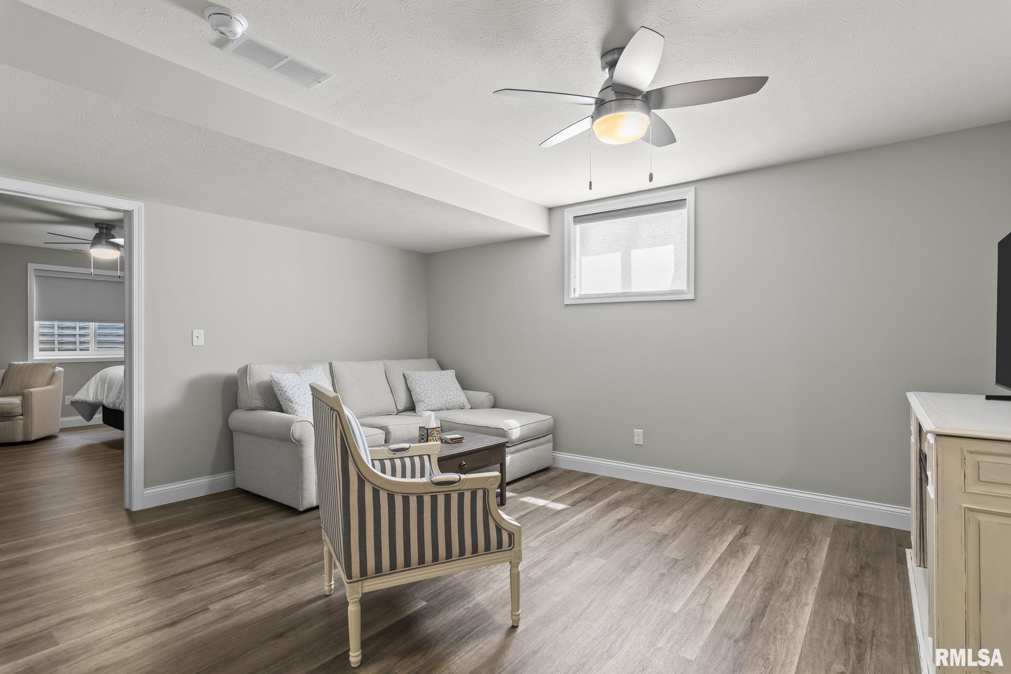 4605 Lasalle Court Springfield, IL 62711 - Photo 26 of 36