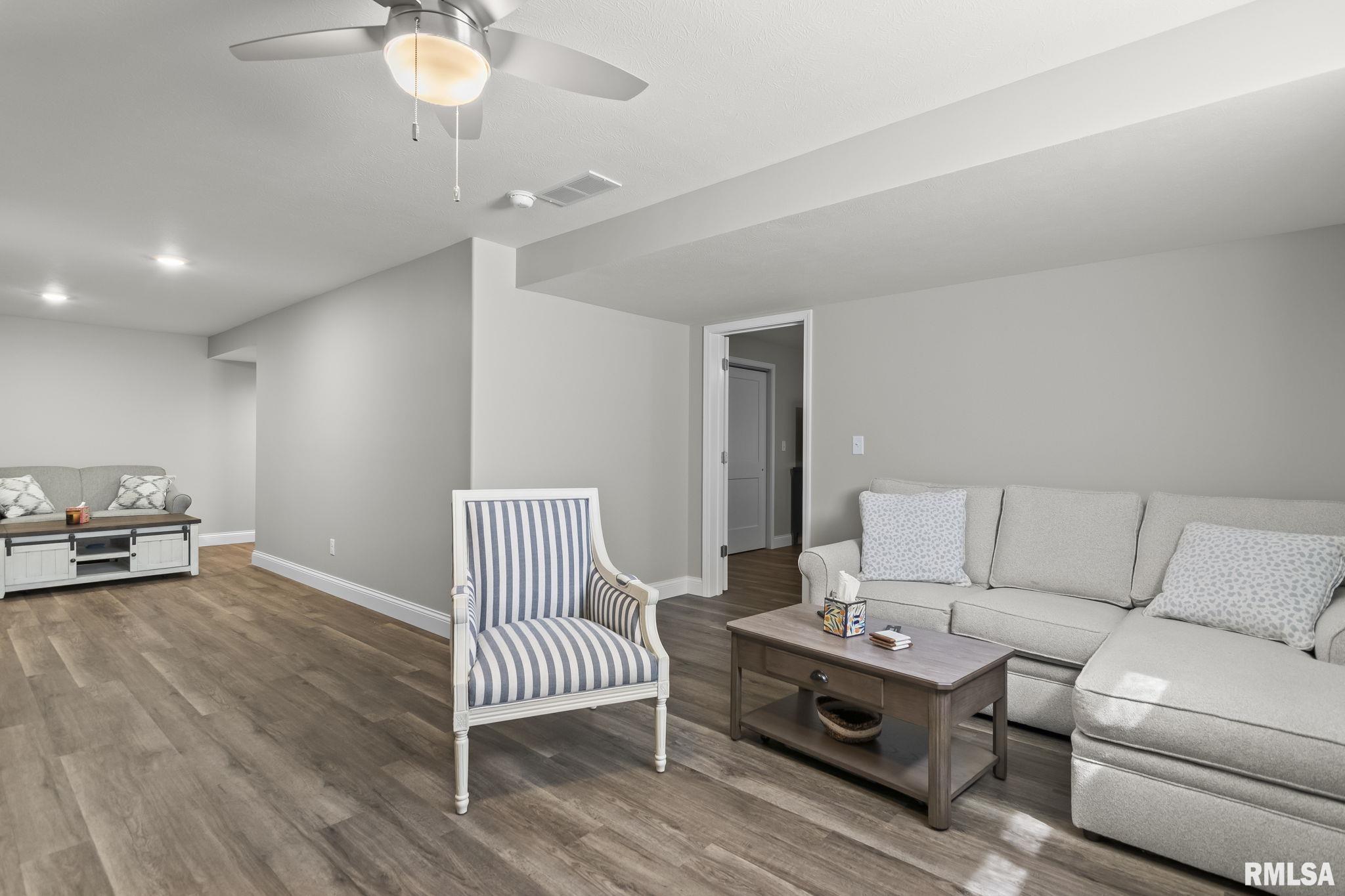 4605 Lasalle Court Springfield, IL 62711 - Photo 29 of 36