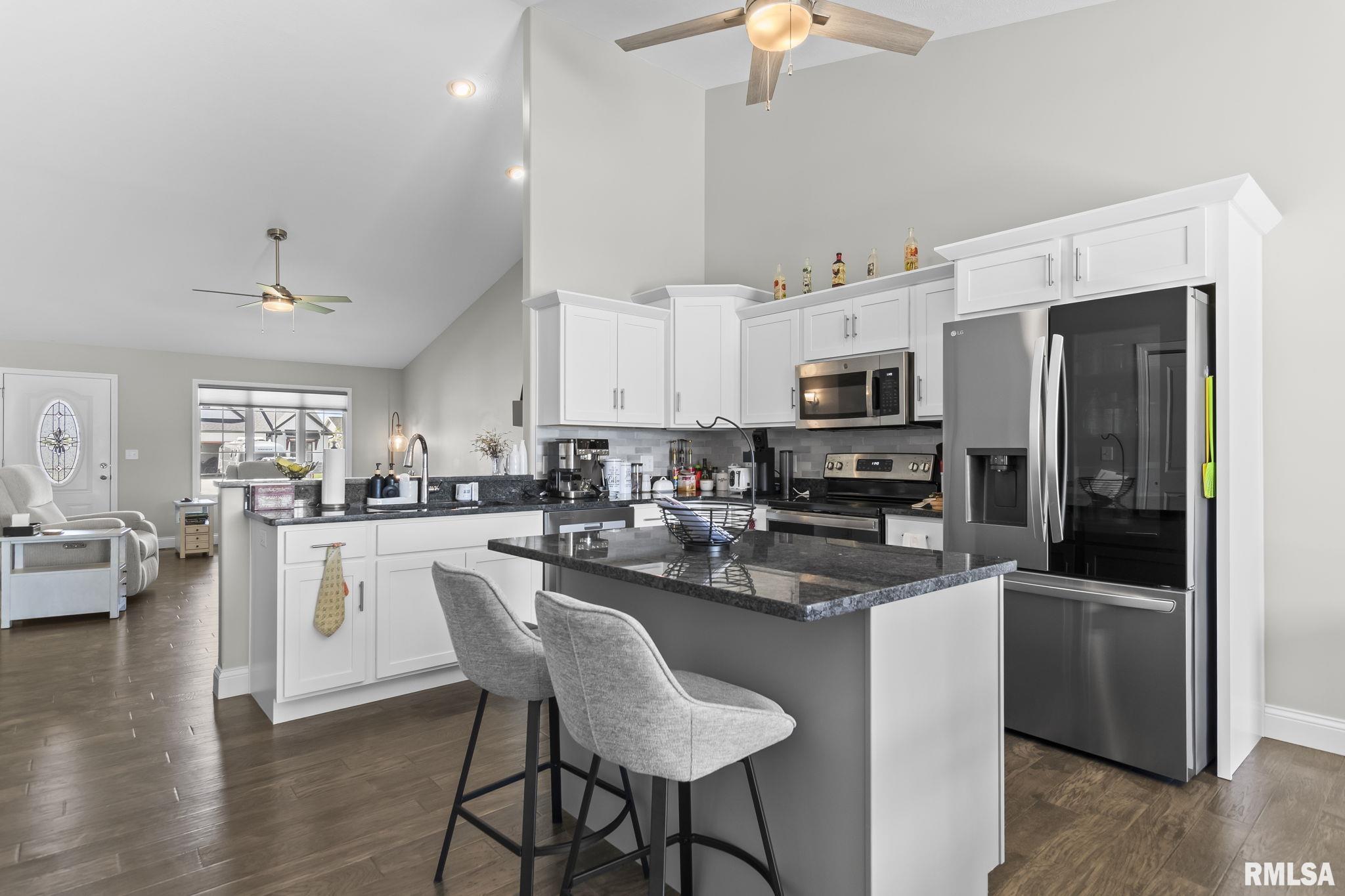 4605 Lasalle Court Springfield, IL 62711 - Photo 10 of 36