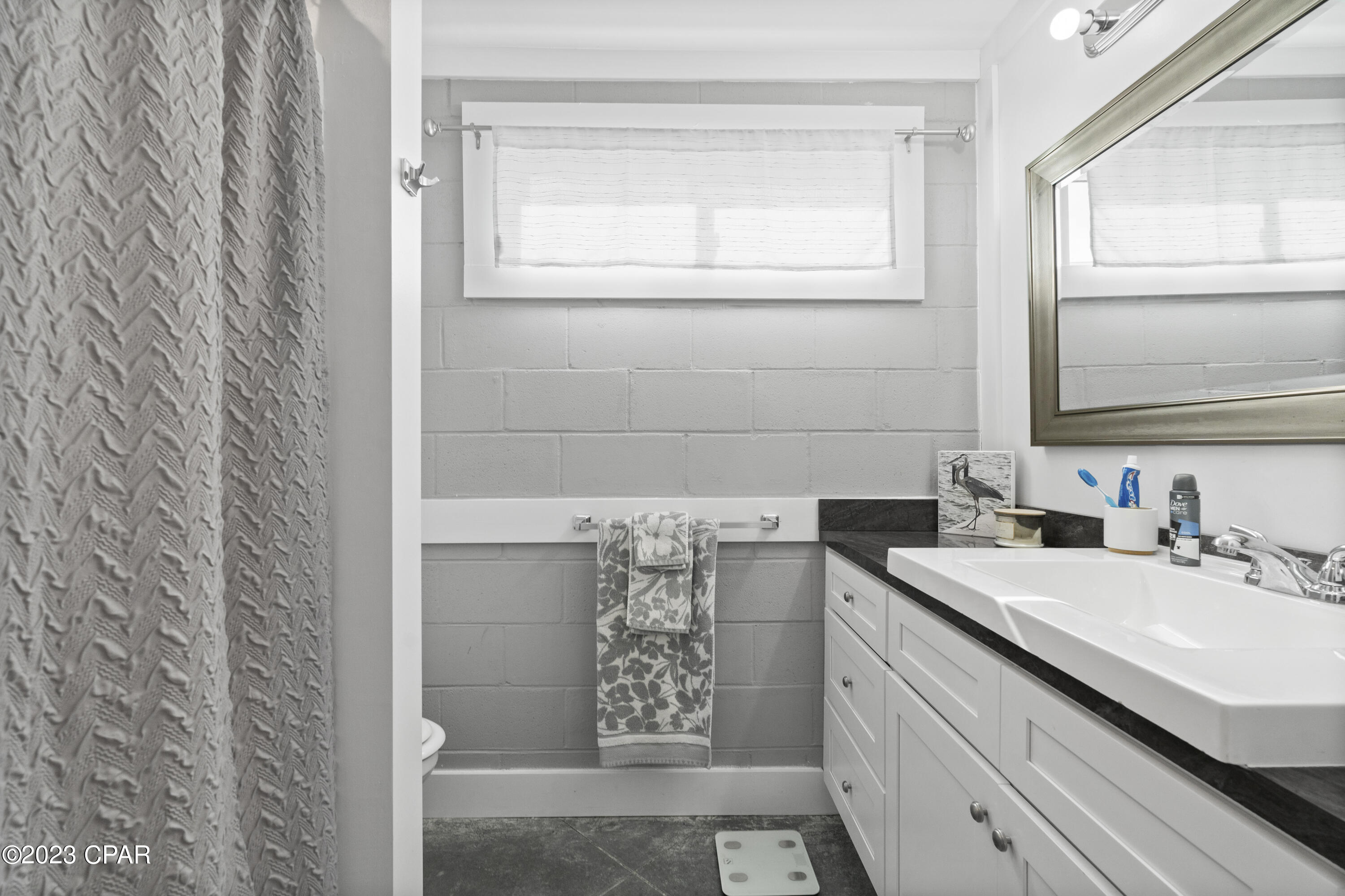 13701 Statler Avenue Youngstown, FL 32466 - Photo 16 of 26