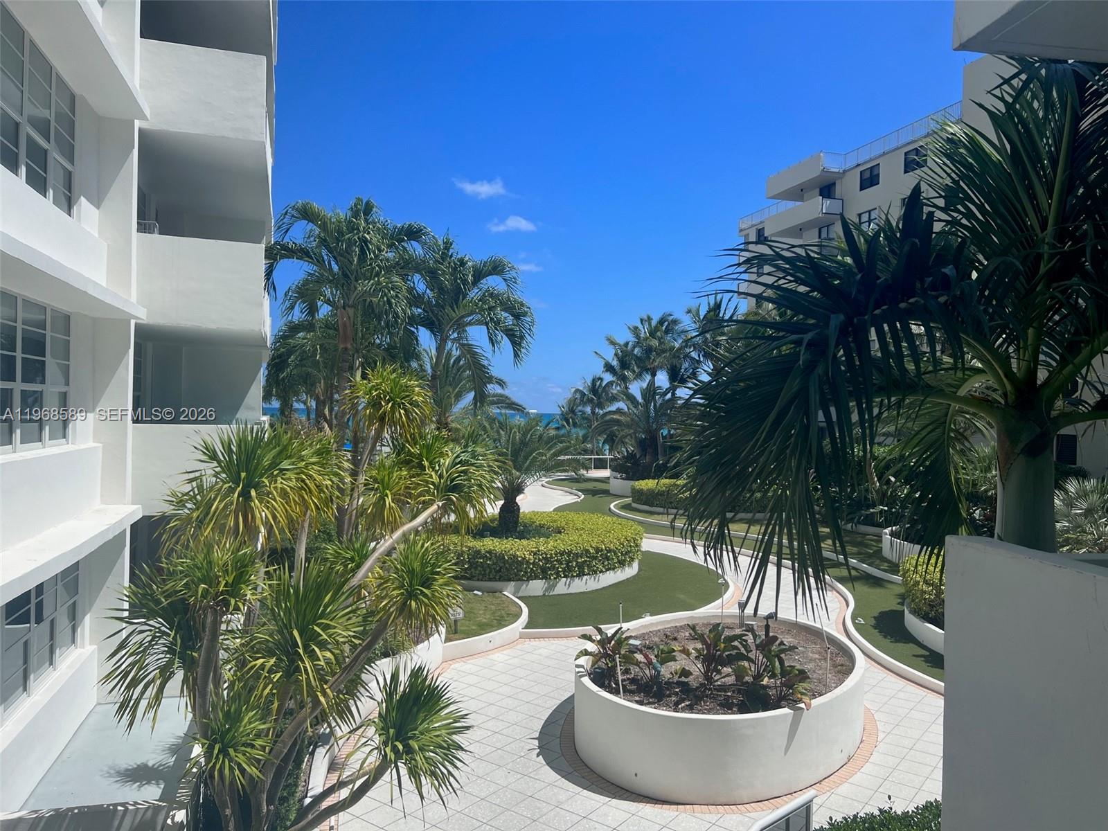 100 Lincoln Road, Unit 415 Miami Beach, FL 33139 - Photo 15 of 32