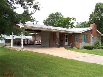 846 Reavis Barracks Road St. Louis, MO 63125 - Photo 1 of 1 Gallery Image 1
