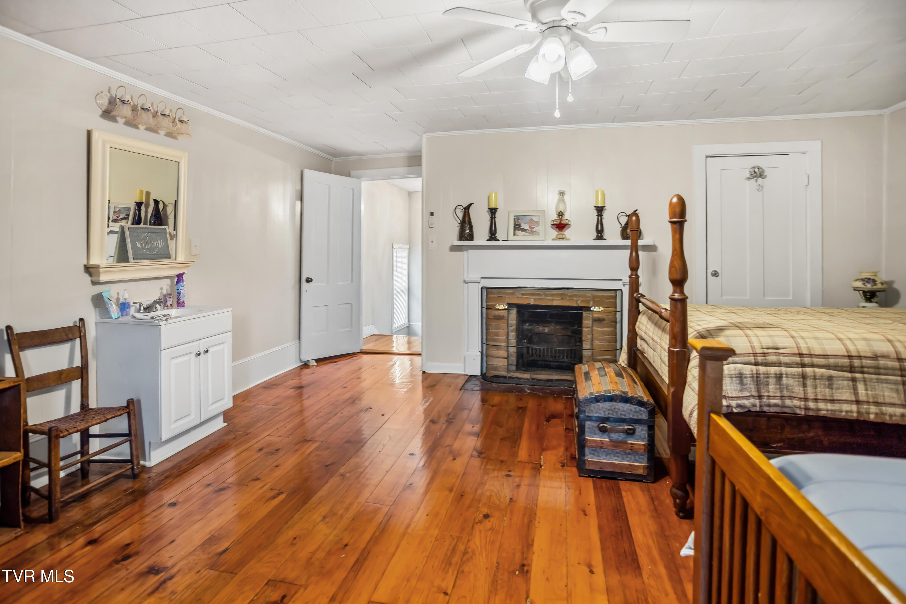 21786 Monroe Road Damascus, VA 24236 - Photo 47 of 47 177A2824-HDR_1