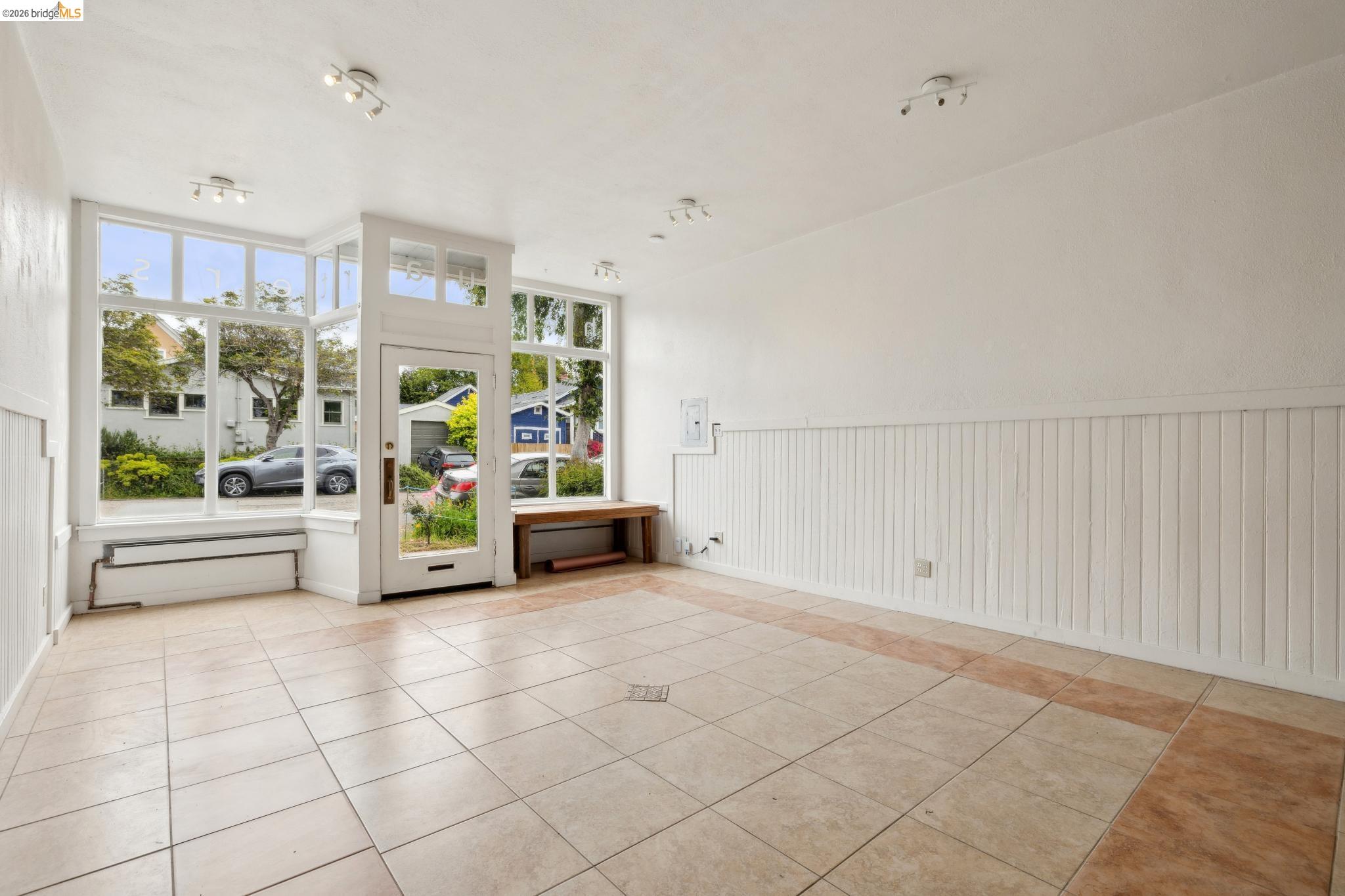 1718 Bancroft Way Berkeley, CA 94703 - Photo 14 of 55