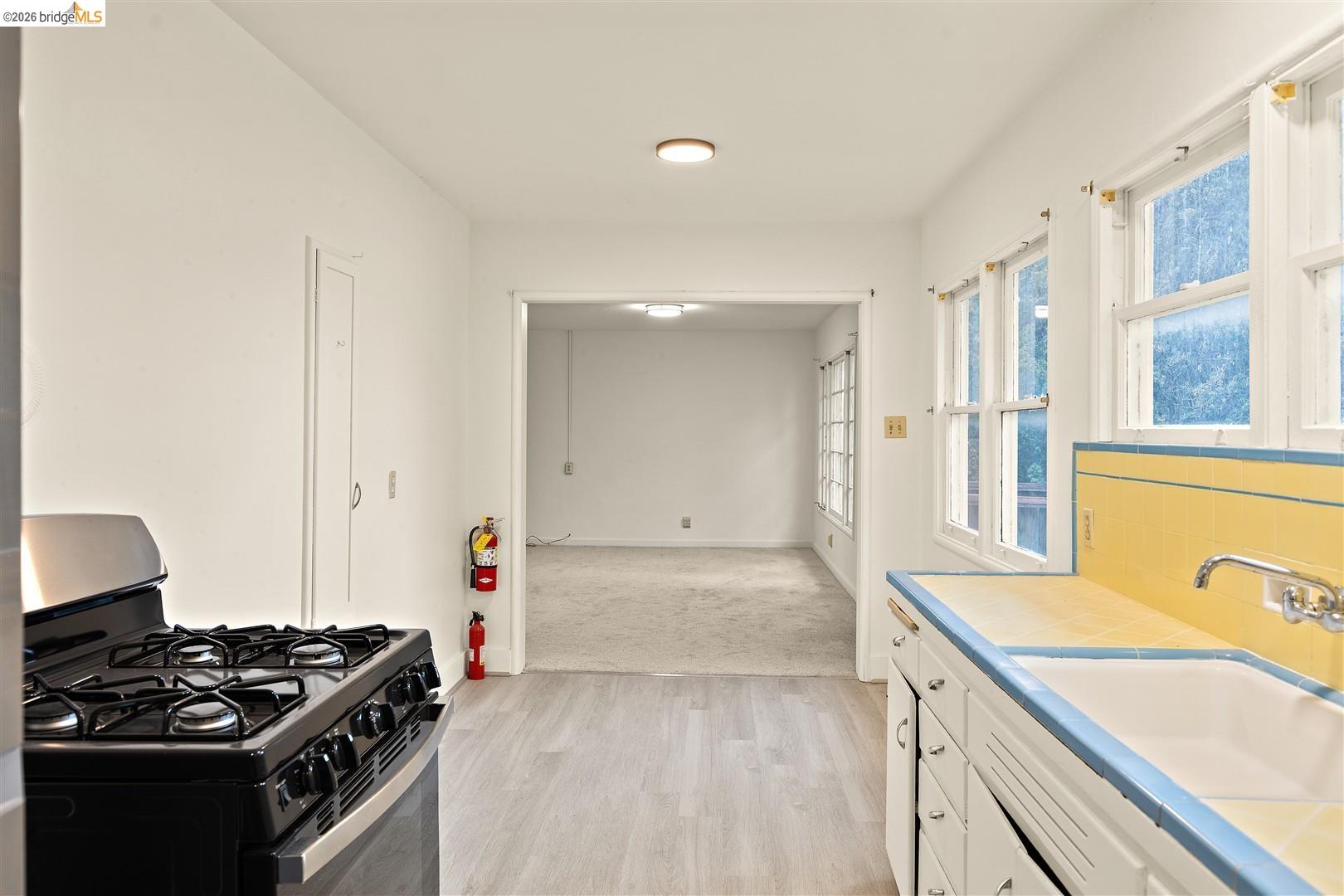 1718 Bancroft Way Berkeley, CA 94703 - Photo 45 of 55