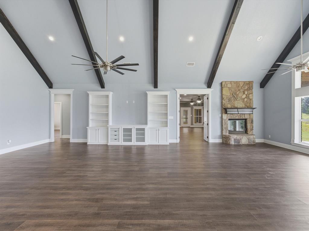 910 County Road 1111 Decatur, TX 76234 - Photo 7 of 35