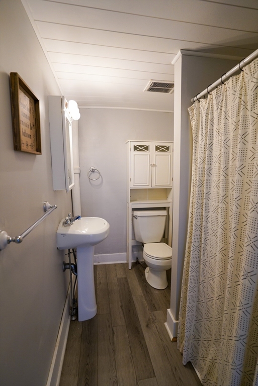6 Pleasant Street, Unit 4 Pepperell, MA 01463 - Photo 5 of 18
